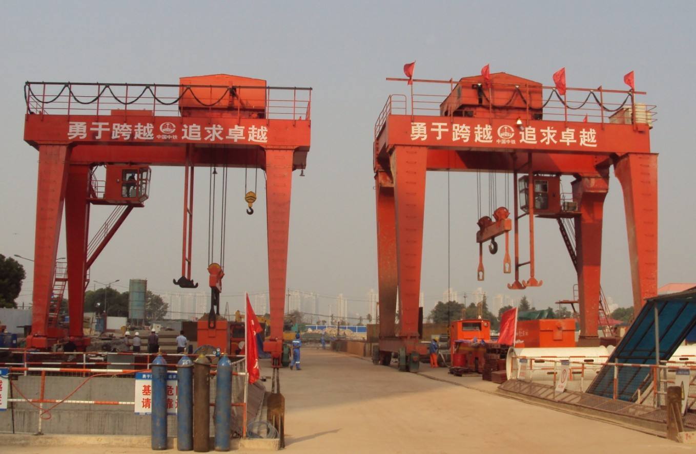 通用门式起重机